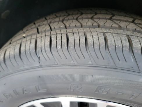 Used 2020 Volkswagen Jetta SE image 20