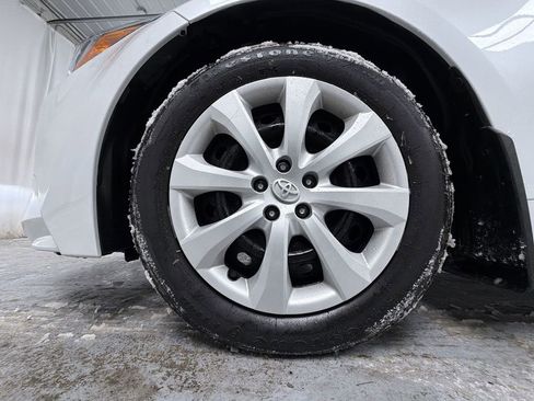 Certified 2023 Toyota Corolla LE image 13