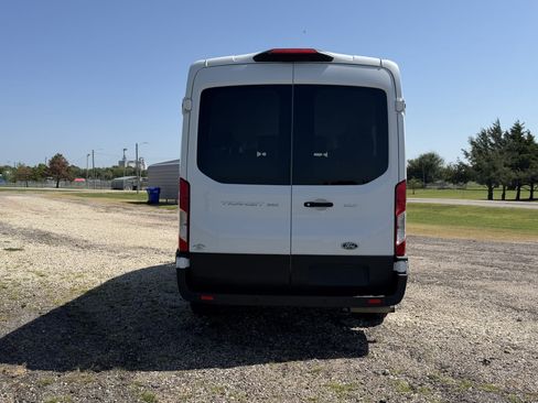 Certified 2023 Ford Transit 350 XLT RWD image 4