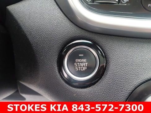 Used 2020 Kia Sorento EX AWD/4WD image 17