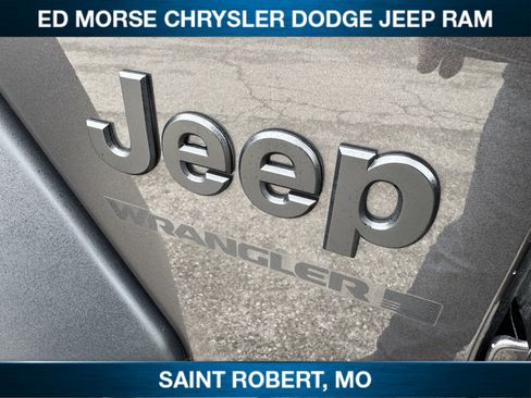 Used 2024 Jeep Wrangler Unlimited Sport AWD/4WD image 9