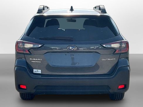 Used 2023 Subaru Outback Premium AWD/4WD image 4