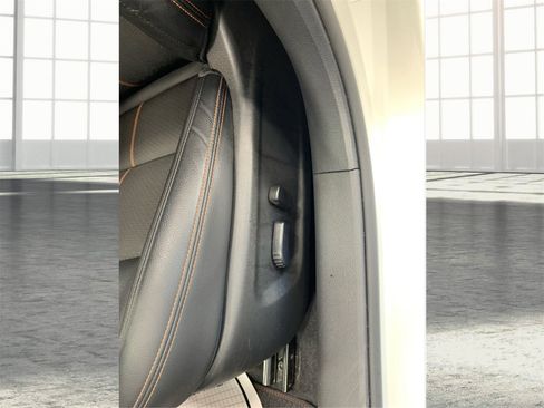 Used 2022 Nissan Altima 2.5 SR image 17