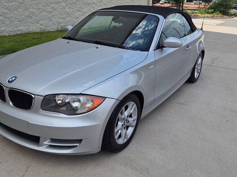 Used 2008 BMW 128i Convertible RWD image 3