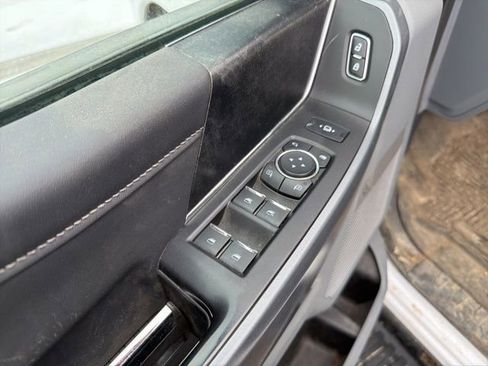 Used 2023 Ford F350 XLT w/ XLT Premium Package image 11