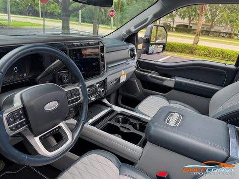Used 2024 Ford F450 Limited w/ FX4 Off-Road Package AWD/4WD image 12