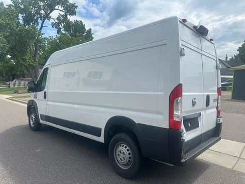 Used 2024 RAM ProMaster 2500 FWD image 8