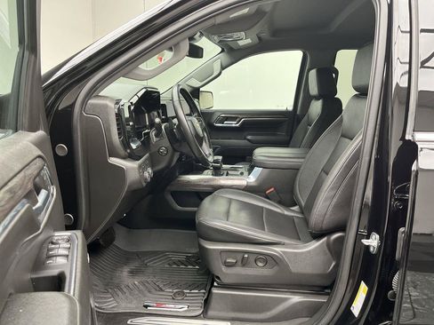 Certified 2024 Chevrolet Silverado 1500 LTZ AWD/4WD image 3