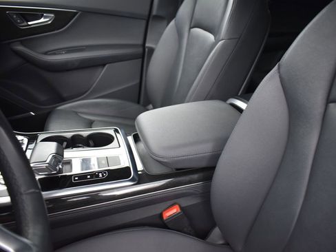 Used 2023 Audi Q7 3.0T Premium Plus image 14