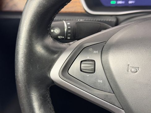 Used 2020 Tesla Model S Long Range image 16