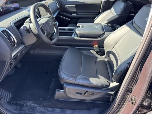 New 2026 Ford Expedition Max Platinum image 10