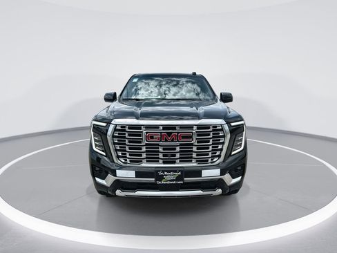 New 2026 GMC Yukon Denali w/ Denali Reserve Package AWD/4WD image 3