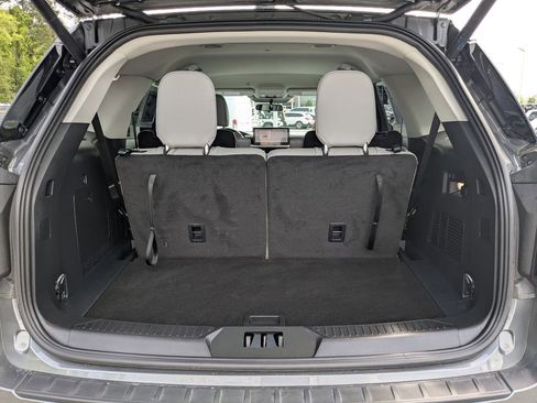 New 2026 Ford Explorer Active w/ Active Comfort Package AWD/4WD image 12