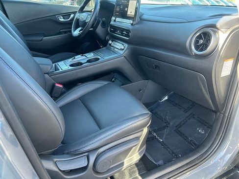 Used 2023 Hyundai Kona Limited image 26