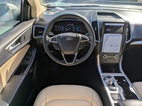 Used 2023 Ford Edge SEL w/ Convenience Package image 16