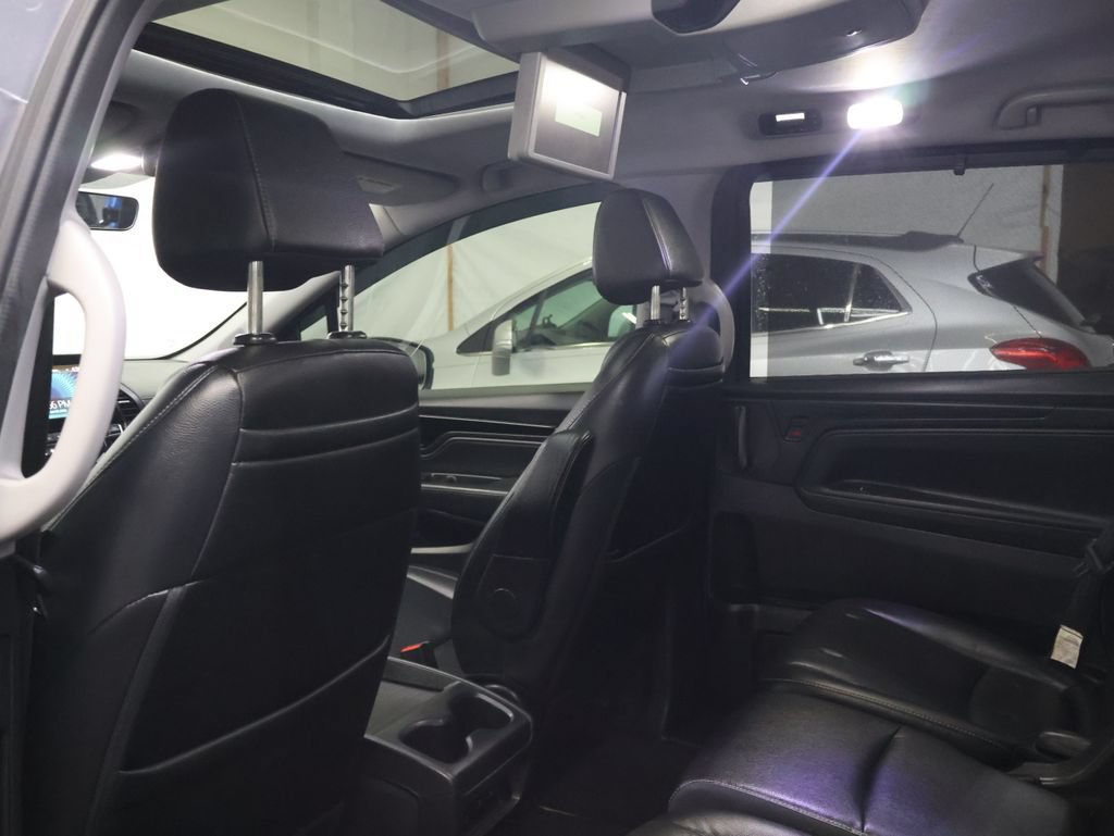 Used 2022 Honda Odyssey Touring image 17