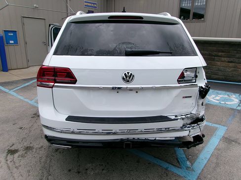 Used 2019 Volkswagen Atlas SE w/ Panoramic Sunroof Package AWD/4WD image 2