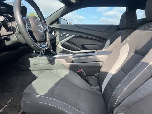 Used 2018 Chevrolet Camaro LT w/ RS Package image 3