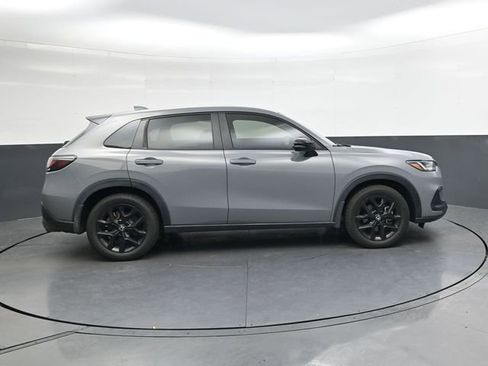 Used 2024 Honda HR-V Sport image 3