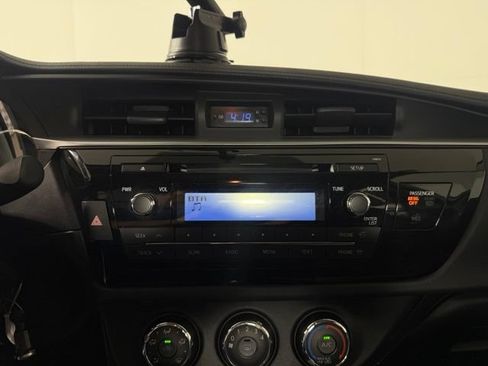 Used 2014 Toyota Corolla L FWD image 16