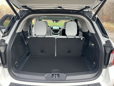 New 2026 Ford Explorer Platinum w/ LUX Leather Package image 41