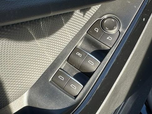 New 2026 Chevrolet Equinox RS image 9