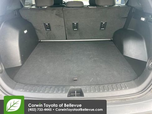 Used 2026 Chevrolet Equinox LT AWD/4WD image 29