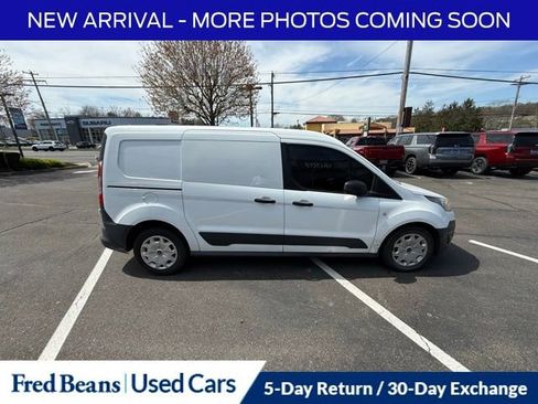 Used 2017 Ford Transit Connect XL image 9