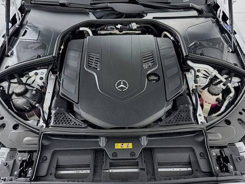 New 2026 Mercedes-Benz S 580 4MATIC Sedan image 10