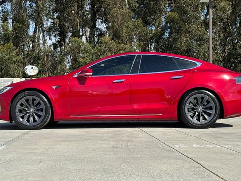 Used 2019 Tesla Model S Long Range AWD/4WD image 2