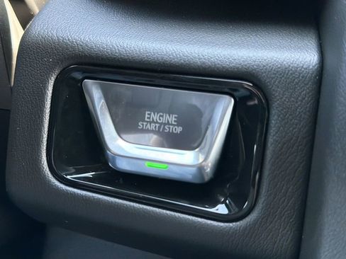 New 2026 GMC Yukon Denali w/ Denali Reserve Package RWD image 8