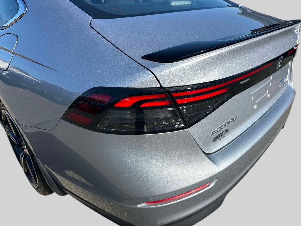 Used 2023 Honda Accord Sport image 8