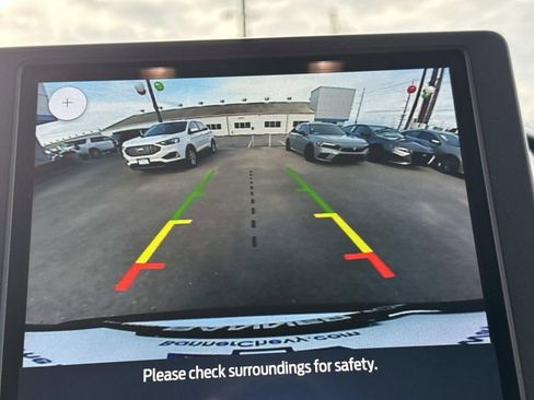 Used 2024 Ford Edge SEL image 26