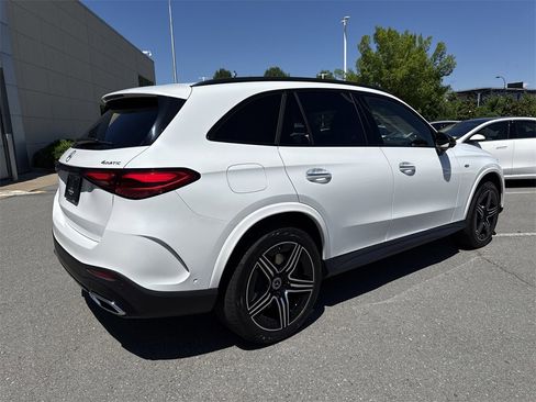 New 2025 Mercedes-Benz GLC 350e 4MATIC image 3