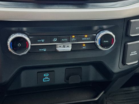 Used 2022 Ford F150 XLT w/ Equipment Group 301A Mid image 12