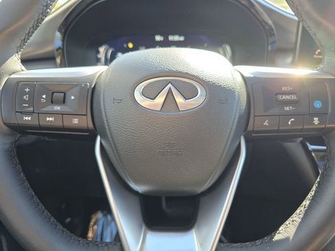 Used 2025 INFINITI QX60 Luxe w/ Vision Package image 29