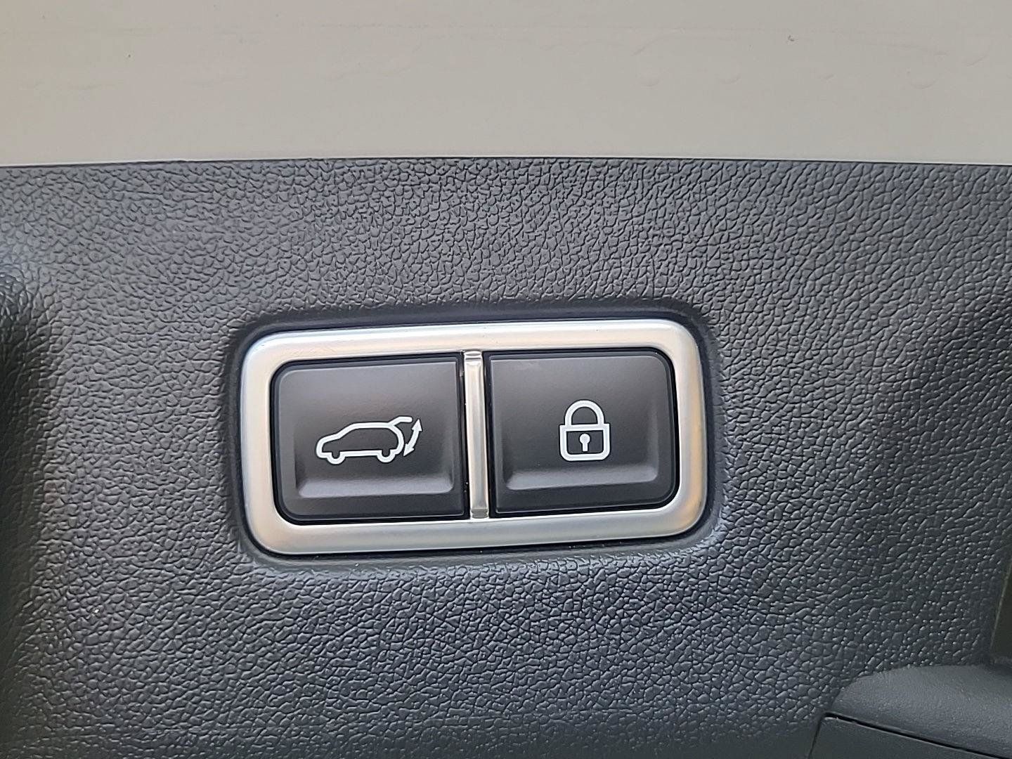 Certified 2023 Kia Sorento SX Prestige AWD/4WD image 8
