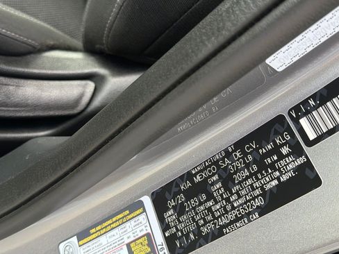 Used 2023 Kia Forte LXS w/ LXS Technology Package FWD image 28