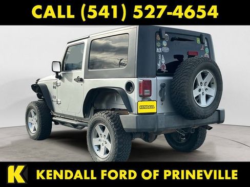 Used 2009 Jeep Wrangler X image 3