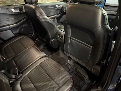 Used 2023 Ford Escape ST-Line w/ Tech Pack #1 AWD/4WD image 33