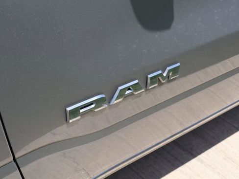 Used 2020 RAM 1500 Big Horn AWD/4WD image 6