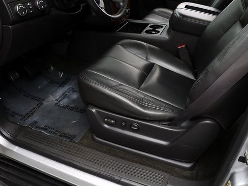 Used 2013 Chevrolet Tahoe LT w/ Luxury Package image 22