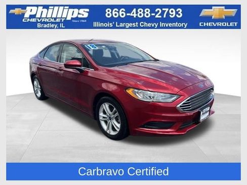 Used 2018 Ford Fusion SE w/ Fusion SE Technology Package FWD image 1