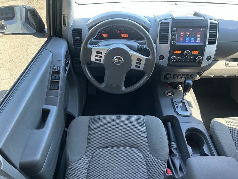 Used 2020 Nissan Frontier SV AWD/4WD image 9