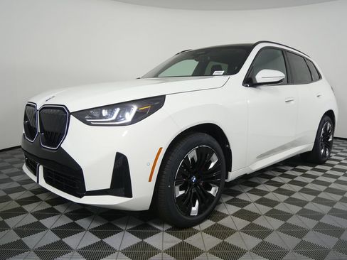 Used 2026 BMW X3 xDrive30i w/ Premium Package AWD/4WD image 7