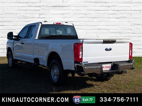 New 2026 Ford F250 XL w/ XL Chrome Package image 7