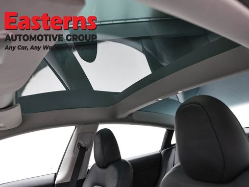 Used 2023 Tesla Model 3 Standard Range RWD image 28