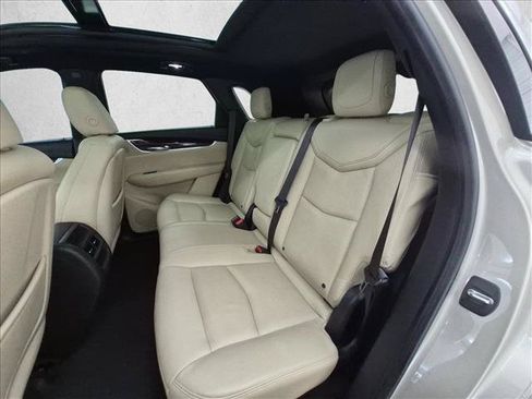 Used 2017 Cadillac XT5 Premium Luxury w/ Advanced Security Package AWD/4WD image 22