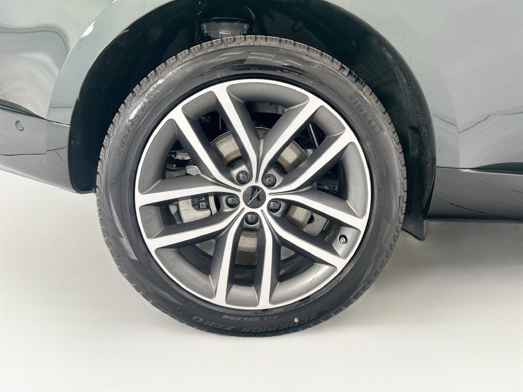 New 2026 Land Rover Range Rover SE AWD/4WD image 32