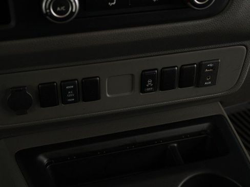 Used 2016 Nissan NV 3500 SV w/ SV Technology Package RWD image 36